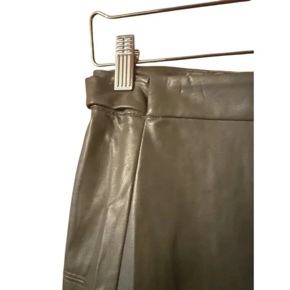 Wilfred free mini